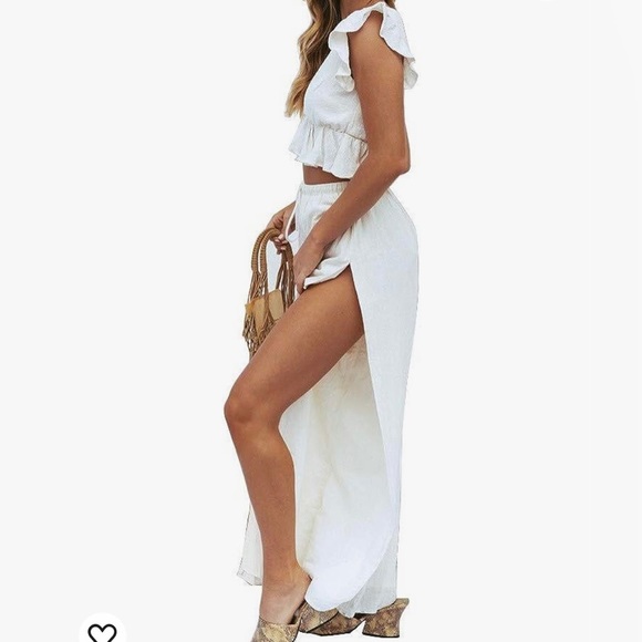 FANCYINN - XL - 2 PC WHITE DEEP V RUFFLE TRIM CROP TOP & SIDE SLIT WIDE LEG PANT - Picture 3 of 7